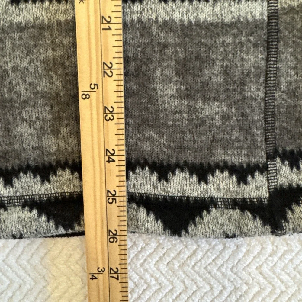 The North Face Fleece 1/4 Zip Jacket Men's Small Gray/Black Aztec‎